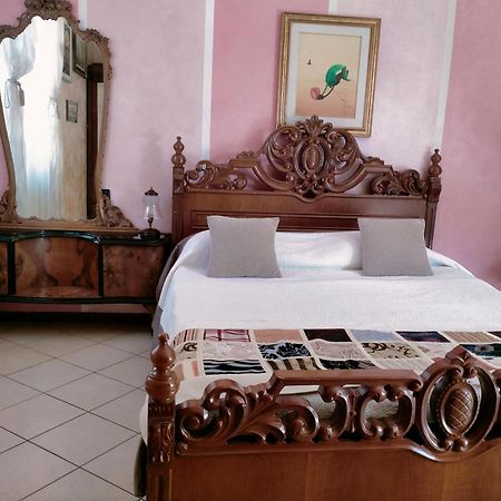 B&B Gardasee Кастельнуово-дель-Гарда Экстерьер фото