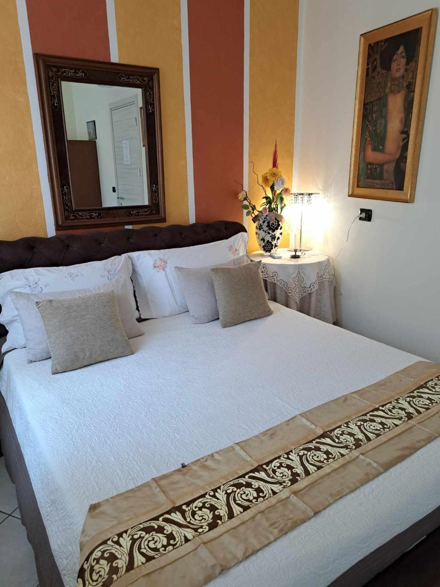 B&B Gardasee Кастельнуово-дель-Гарда Экстерьер фото