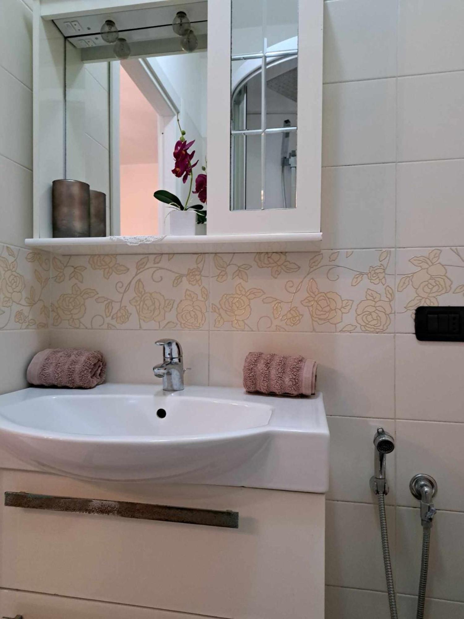 B&B Gardasee Кастельнуово-дель-Гарда Экстерьер фото
