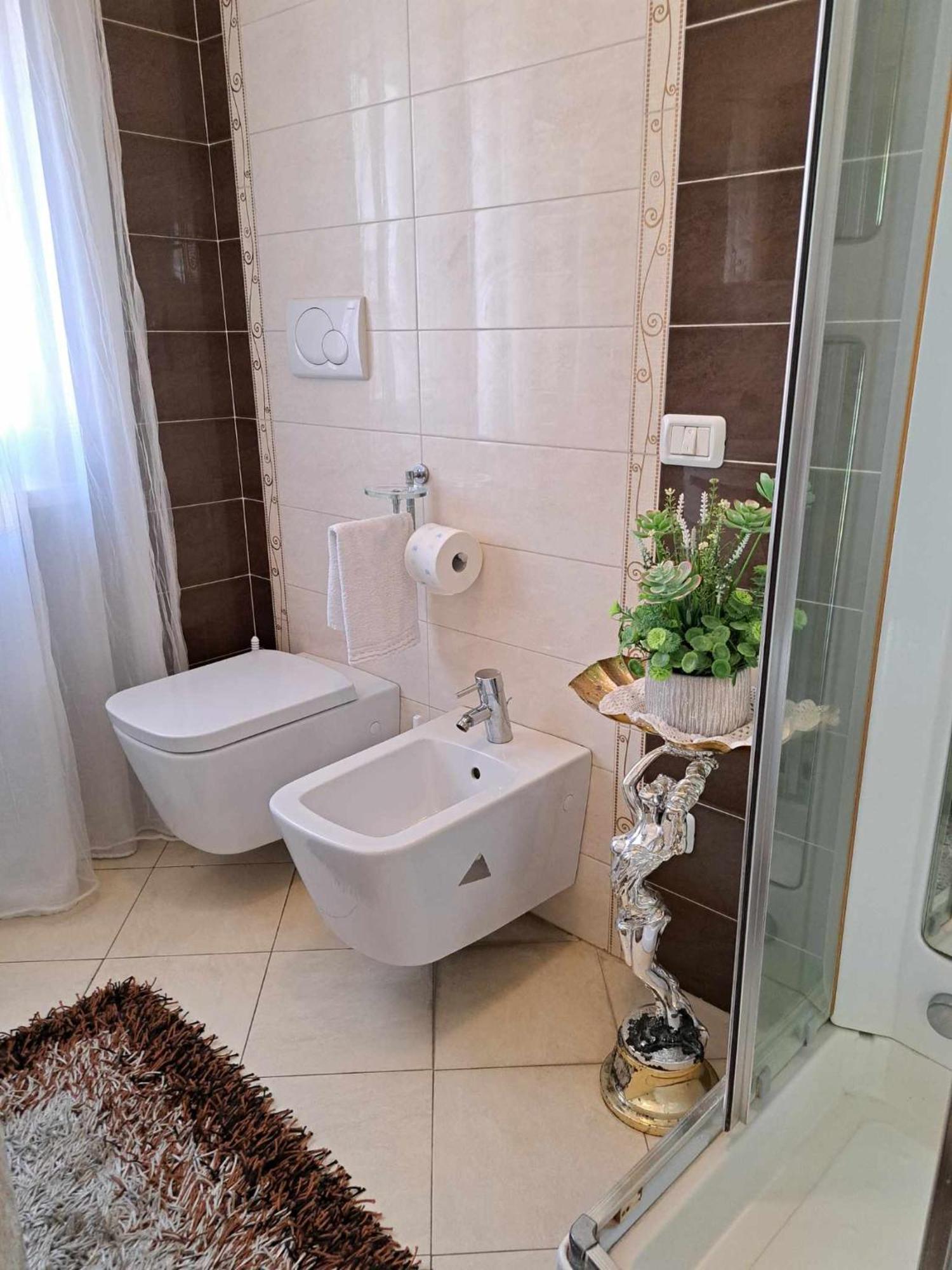 B&B Gardasee Кастельнуово-дель-Гарда Экстерьер фото