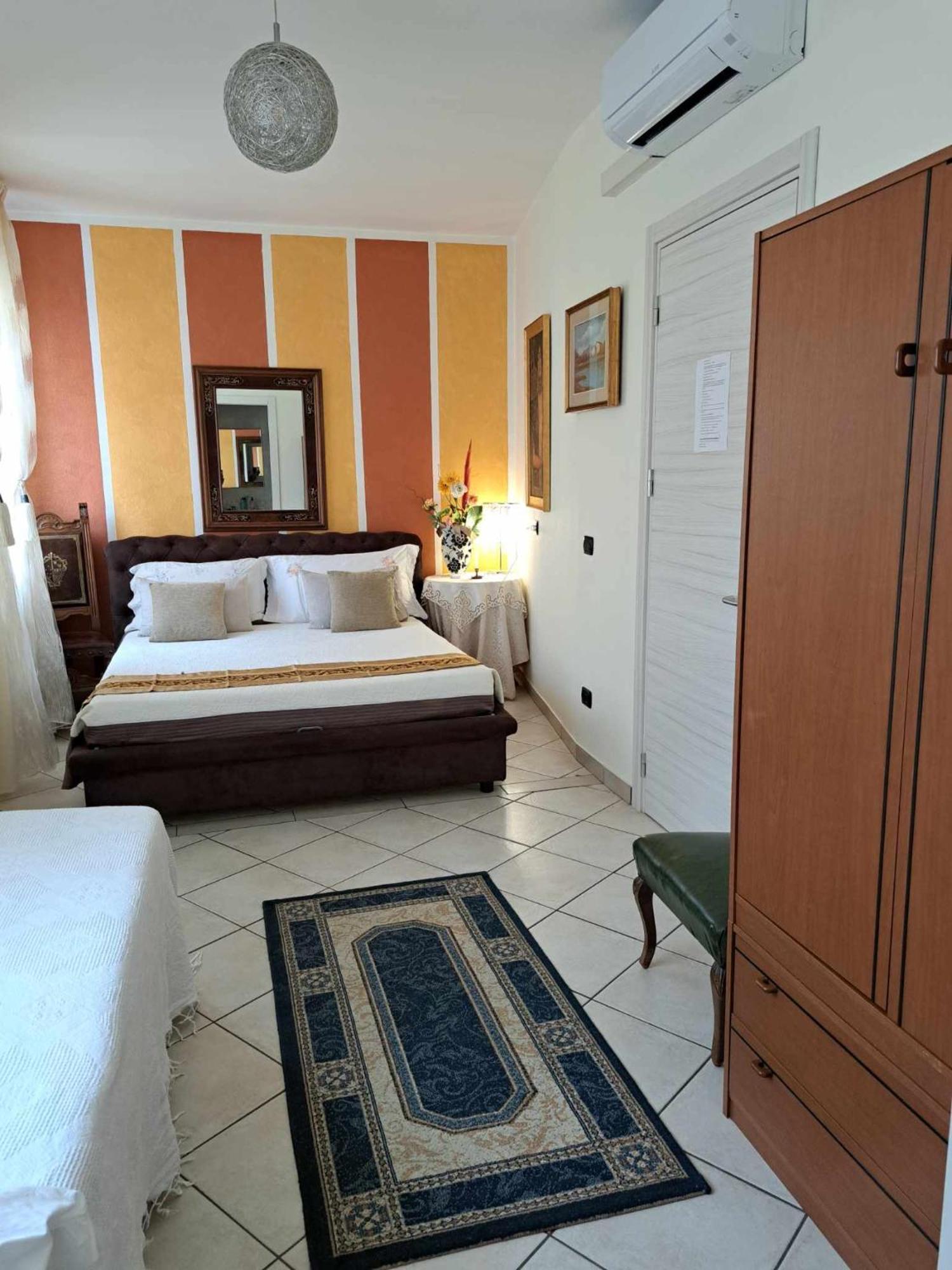 B&B Gardasee Кастельнуово-дель-Гарда Экстерьер фото